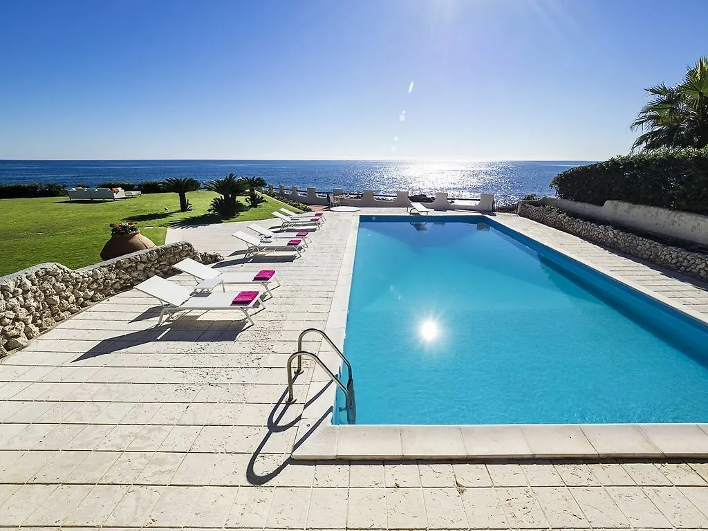 Blue Moon Villa Fontane Bianche